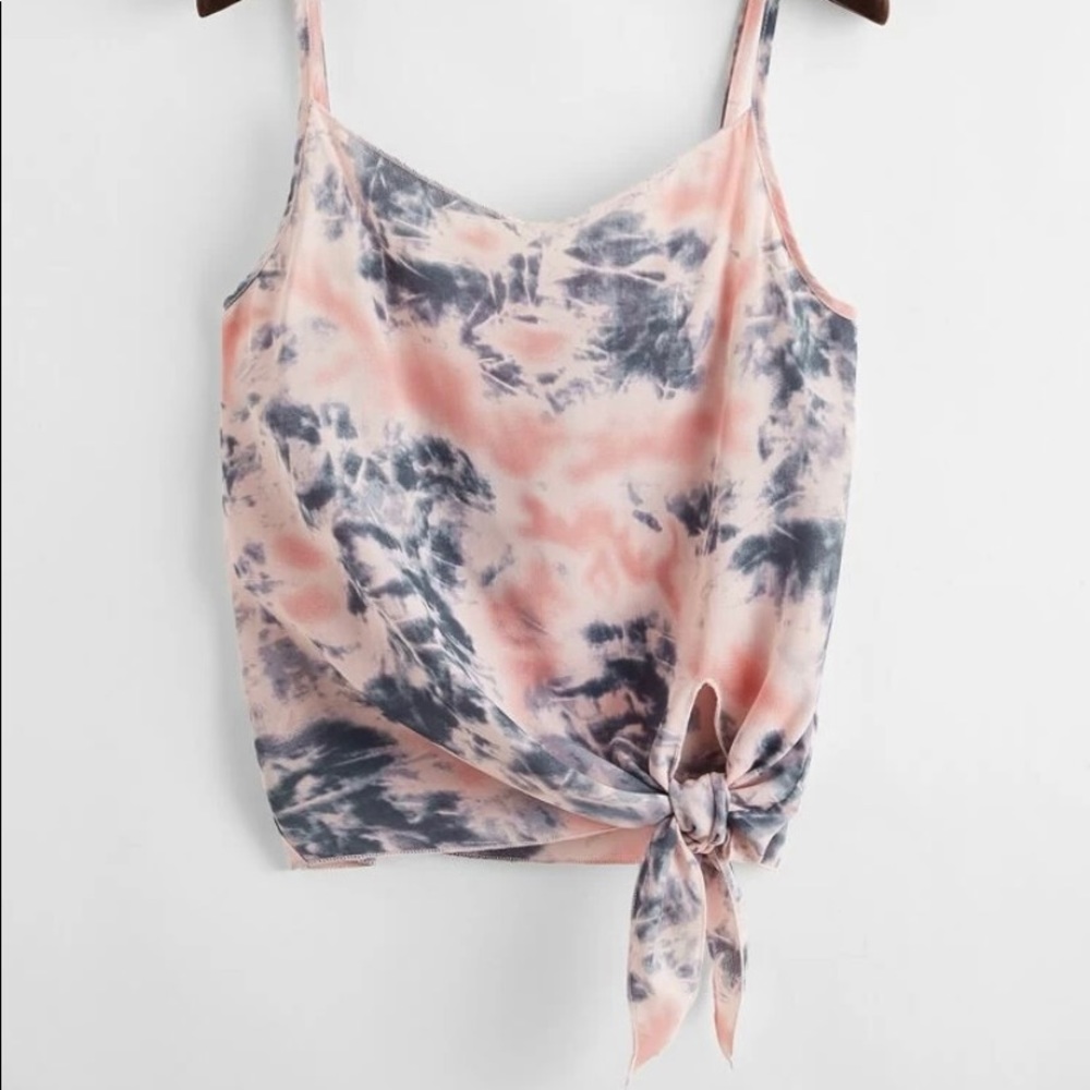 Tye dye tank top.